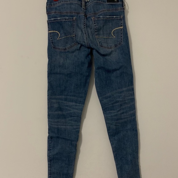 American Eagle Ripped Jeans - Picture 3 of 5